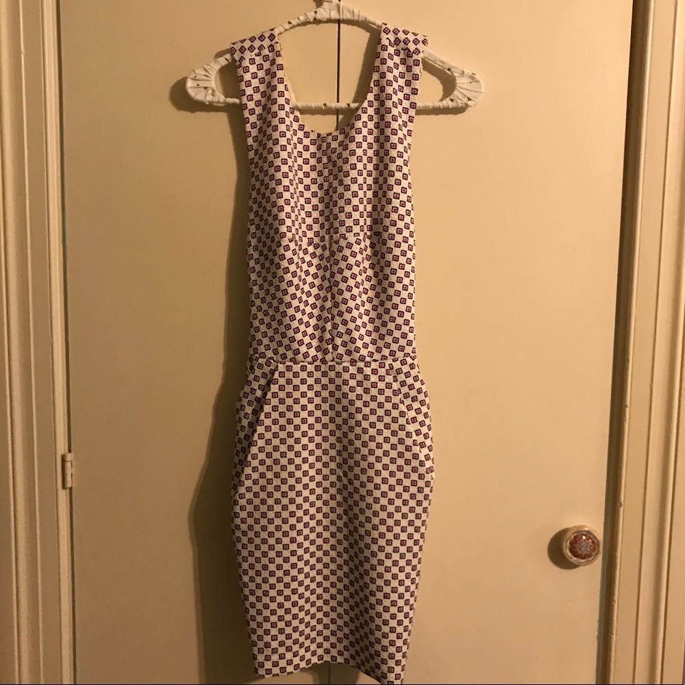 Club Monaco Size 8 Geometric pattern dress